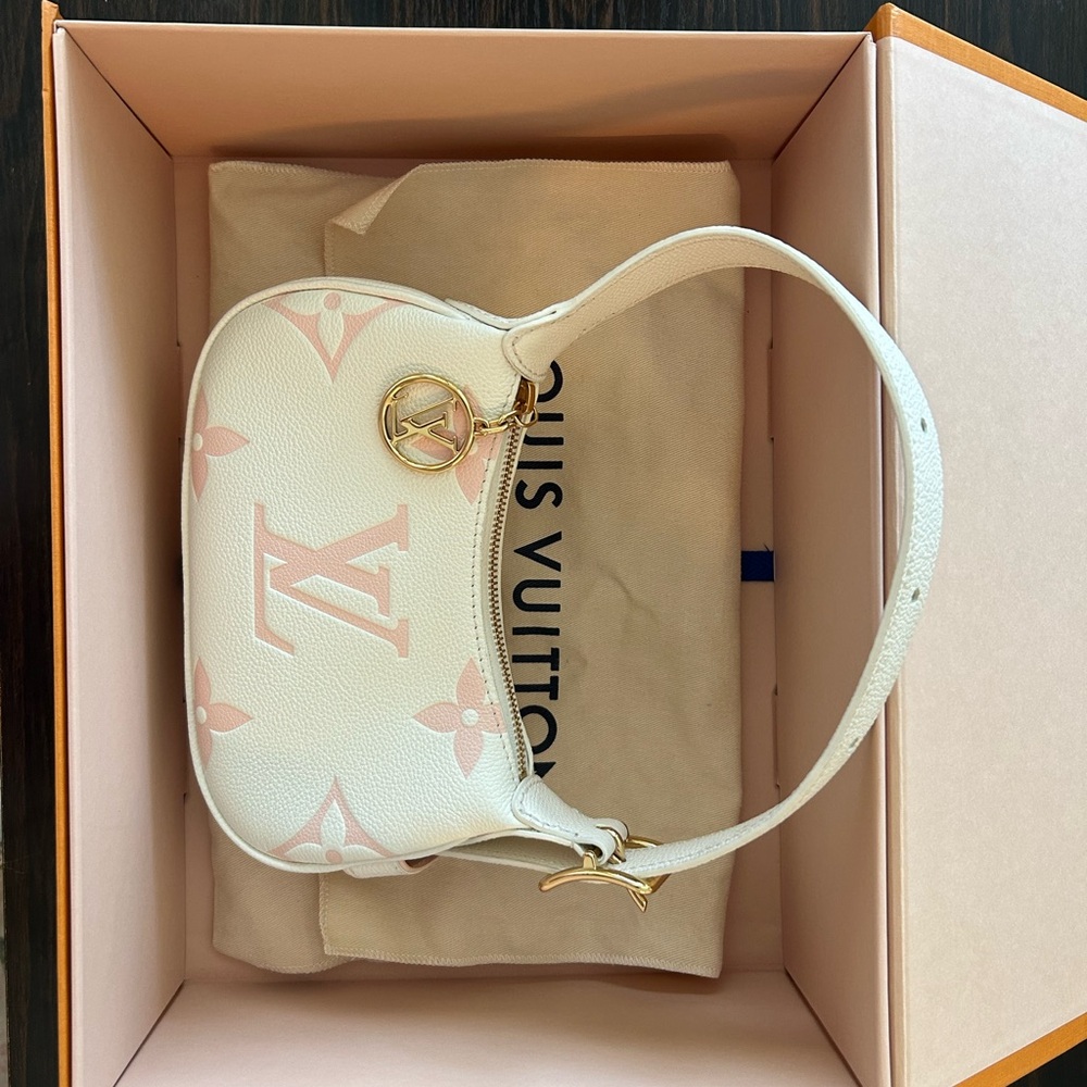 Louis Vuitton Mini Moon Shoulder Bag White/Pink - Picture 3 of 8
